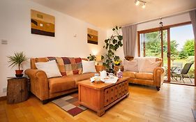 5-Bed Highland Lodge - Nc500 - Sleeps 10